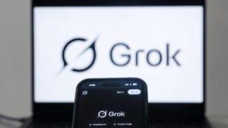 Великобритания разследва създадения от Илон Мъск чат-бот Grok, който "разсъблича" реални хора